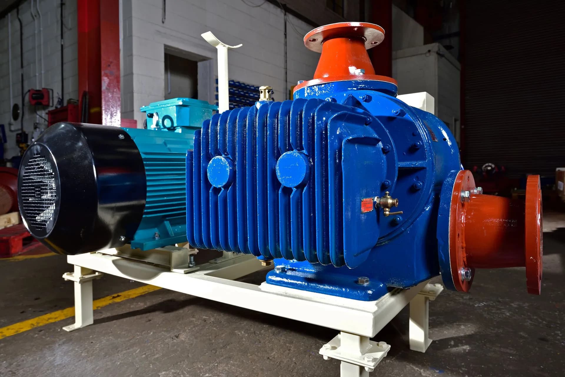 M R Engineering Group, shop facility, Birkenhead Merseyside